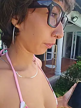 Snapshot of Rebeca_cinamon chatting on June 9, 2:39 pm Rebeca cinamon online show from June 9, 2:39 pm