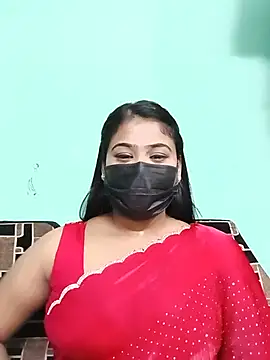 Snapshot of Sweathatamil chatting on July 11, 6:54 pm Sweathatamil online show from July 11, 6:54 pm