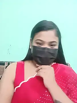 Snapshot of Sweathatamil chatting on July 17, 5:40 pm Sweathatamil online show from July 17, 5:40 pm