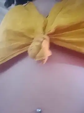 Snapshot of bonequinhaGatinha chatting on July 2, 12:00 pm bonequinhaGatinha online show from July 2, 12:00 pm