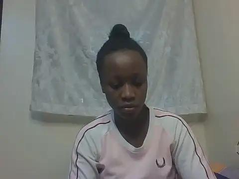 Sweet-cherrry online show from July 9, 9:24 am