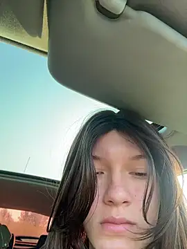 girl-Emily online show from July 19, 4:05 am
