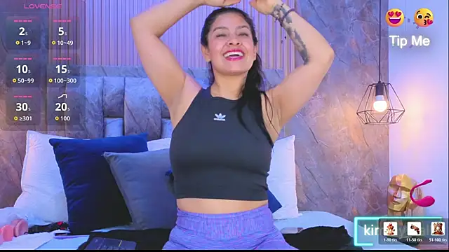Snapshot of kimmy_kaller chatting on July 26, 1:29 pm kimmy kaller online show from July 26, 1:29 pm