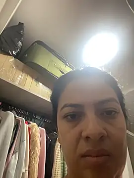 Snapshot of kimmy_kaller chatting on July 27, 10:22 am kimmy kaller online show from July 27, 10:22 am