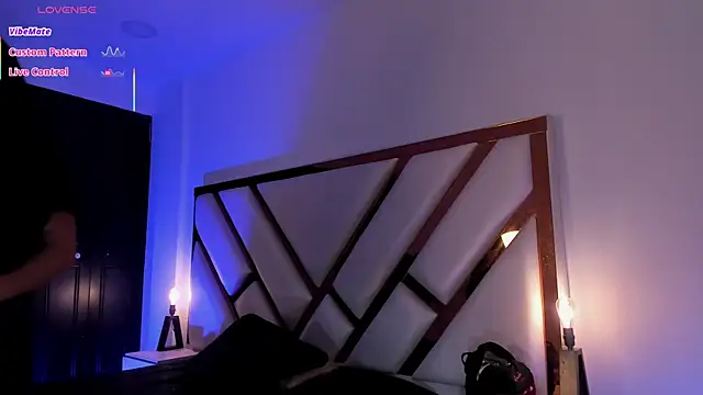 Mariana Smiith  online show from July 1, 8:08 pm