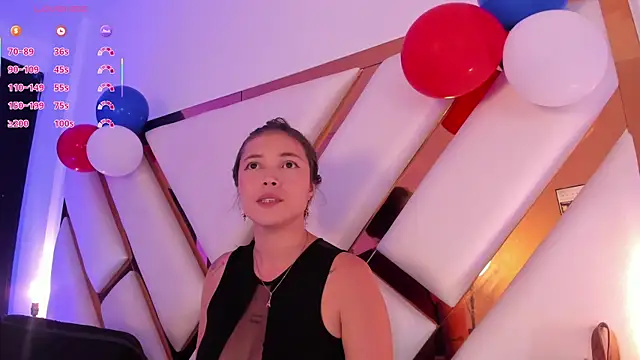 Mariana Smiith  online show from July 4, 7:42 pm
