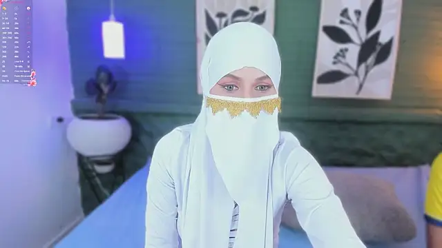 aisha k online show from July 16, 11:11 pm