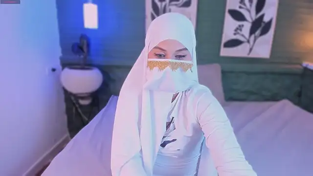 aisha k online show from July 24, 11:03 pm