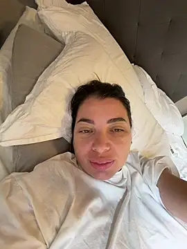 Snapshot of ANABELLA87 chatting on July 17, 7:26 am ANABELLA87 online show from July 17, 7:26 am