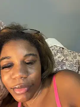 Snapshot of soupypie chatting on July 2, 1:05 am soupypie online show from July 2, 1:05 am