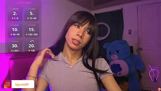 Snapshot of lady_Tayron chatting on June 12, 3:49 am lady Tayron online show from June 12, 3:49 am