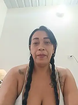 candelahot10 online show from July 3, 1:50 pm