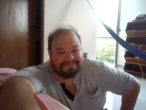 Snapshot of charmasmx79 chatting on July 22, 12:24 am charmasmx79 online show from July 22, 12:24 am