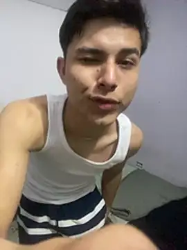 Snapshot of Antoni150906 chatting on July 6, 1:57 am Antoni150906 online show from July 6, 1:57 am