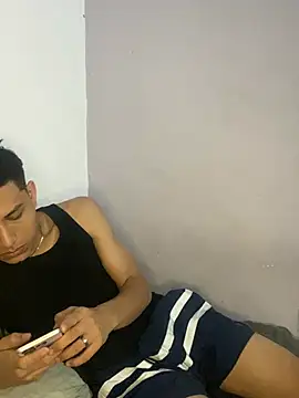 Snapshot of Antoni150906 chatting on July 18, 7:34 am Antoni150906 online show from July 18, 7:34 am