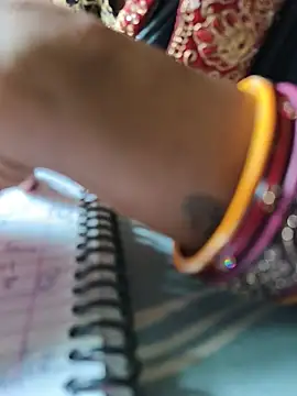 Snapshot of ranigupta72 chatting on July 31, 7:52 am ranigupta72 online show from July 31, 7:52 am