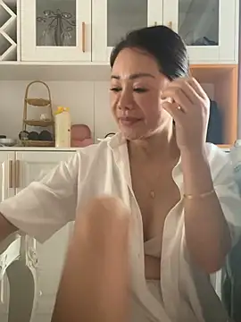 Snapshot of Sao-mei chatting on July 16, 2:17 am Sao-mei online show from July 16, 2:17 am