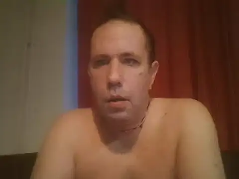 Snapshot of adameva2019 chatting on December 18, 3:55 pm adameva2019 online show from December 18, 3:55 pm