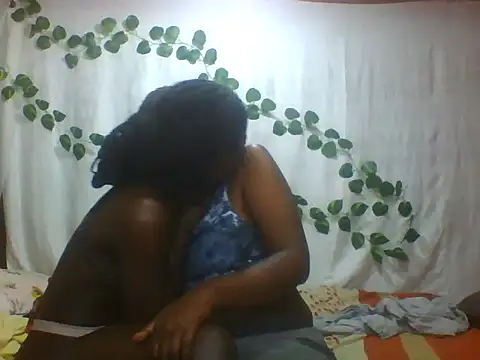 Snapshot of babgirls254 chatting on June 22, 7:11 pm babgirls254 online show from June 22, 7:11 pm