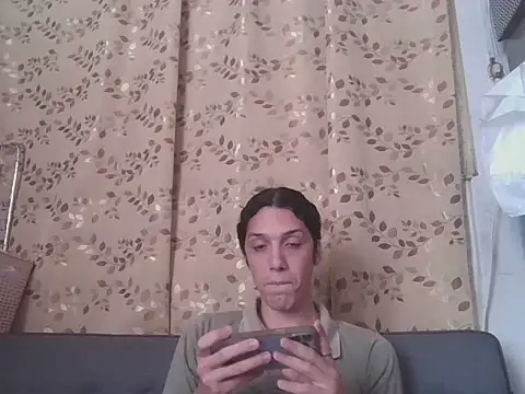 Snapshot of GexReborn chatting on June 11, 8:51 pm GexReborn online show from June 11, 8:51 pm