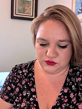 Jonesinjil online show from June 19, 5:06 pm