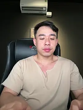 Snapshot of Ryandyan chatting on June 13, 6:33 am Ryandyan online show from June 13, 6:33 am