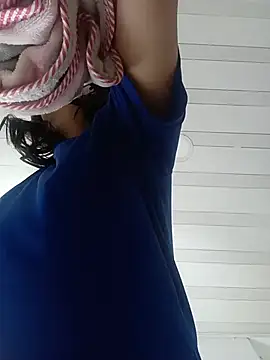 VALENTINA SSQUIRT online show from July 19, 9:02 am