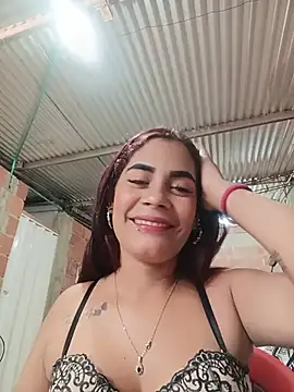 Snapshot of dulce_amber21 chatting on July 21, 12:40 pm dulce amber21 online show from July 21, 12:40 pm