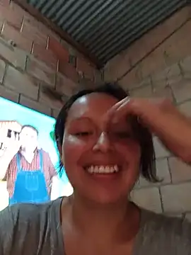 Snapshot of pamela_sween chatting on July 17, 3:18 pm pamela sween online show from July 17, 3:18 pm