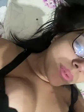 Snapshot of Casalamadornovinho23 chatting on June 12, 3:05 am Casalamadornovinho23 online show from June 12, 3:05 am