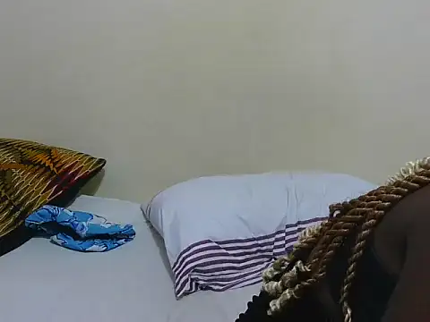 Snapshot of Arriana_ chatting on July 28, 8:52 pm Arriana online show from July 28, 8:52 pm