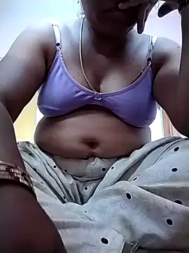 Snapshot of Tamil-anitha89 chatting on June 12, 7:29 am Tamil-anitha89 online show from June 12, 7:29 am