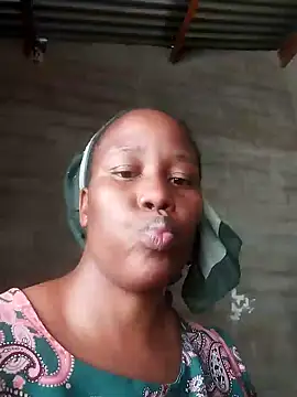 Snapshot of flirtylolla chatting on July 5, 1:40 pm flirtylolla online show from July 5, 1:40 pm