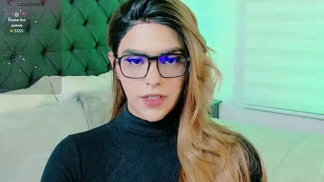 Snapshot of Scarlethvhonparker chatting on February 28, 2:01 am Scarlethvhonparker online show from February 28, 2:01 am