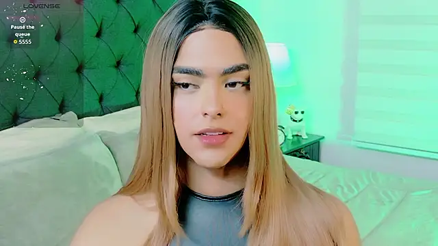 Snapshot of Scarlethvhonparker chatting on March 2, 1:30 am Scarlethvhonparker online show from March 2, 1:30 am