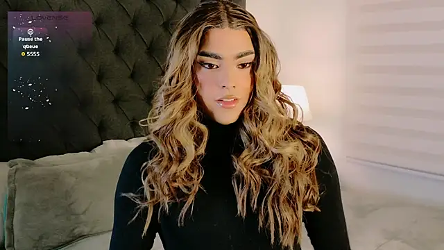 Snapshot of Scarlethvhonparker chatting on April 14, 12:05 am Scarlethvhonparker online show from April 14, 12:05 am