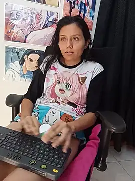 StefanyLoversXXX online show from June 20, 11:40 pm