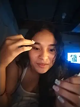 Snapshot of Kittyytinaa chatting on June 22, 3:25 am Kittyytinaa online show from June 22, 3:25 am
