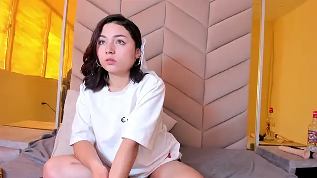 Eve auraa69 online show from July 18, 3:27 pm