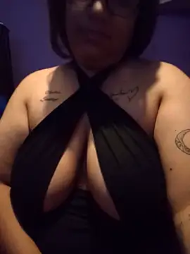 Snapshot of Valentina_Tits chatting on June 15, 12:07 pm Valentina Tits online show from June 15, 12:07 pm
