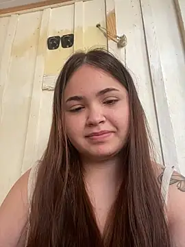 Snapshot of bella__hott chatting on July 29, 10:46 am bella hott online show from July 29, 10:46 am