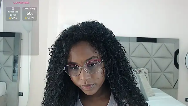 lily mendoza online show from July 15, 7:52 pm