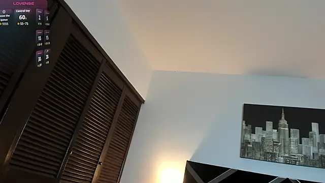 Snapshot of Zeus_damian21 chatting on June 14, 4:14 am Zeus damian21 online show from June 14, 4:14 am