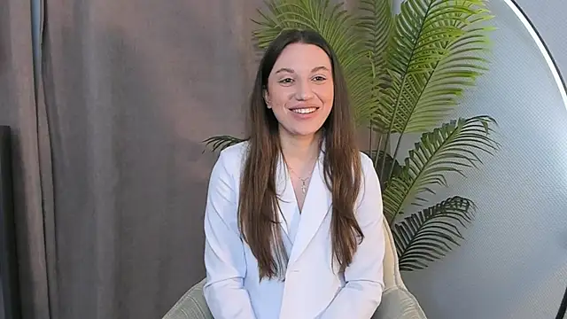Snapshot of RosanaWeyler chatting on June 13, 2:26 pm RosanaWeyler online show from June 13, 2:26 pm