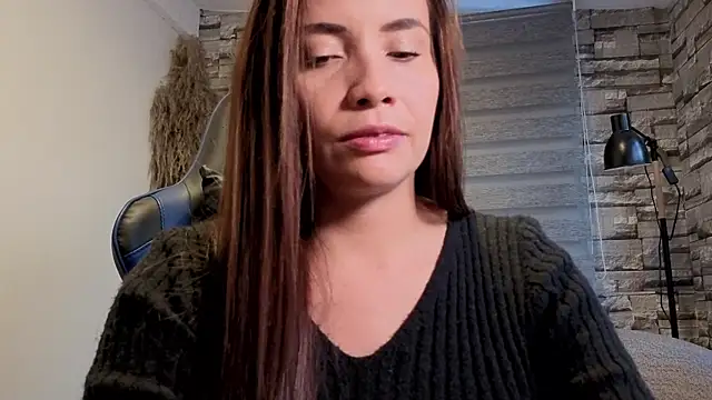 Snapshot of Karol_vg chatting on July 30, 11:20 am Karol vg online show from July 30, 11:20 am