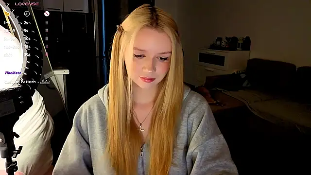Snapshot of viyy chatting on July 12, 5:26 pm viyy online show from July 12, 5:26 pm
