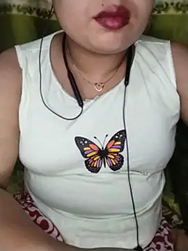 Snapshot of Khosi_Moni chatting on July 10, 9:06 pm Khosi Moni online show from July 10, 9:06 pm