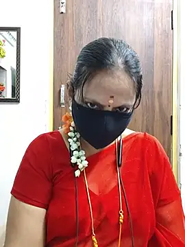 Snapshot of Tamil_white_beauty chatting on July 4, 1:17 pm Tamil white beauty online show from July 4, 1:17 pm