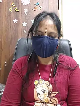 Snapshot of Tamil_white_beauty chatting on July 30, 9:52 am Tamil white beauty online show from July 30, 9:52 am