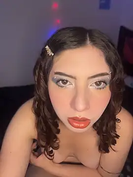Snapshot of cassierosse2 chatting on June 23, 3:59 am cassierosse2 online show from June 23, 3:59 am